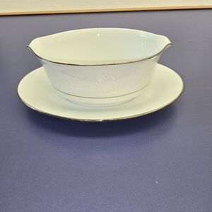 Noritake Ranier Gravy Bowl #6909 with Attached Plate Silver Lined